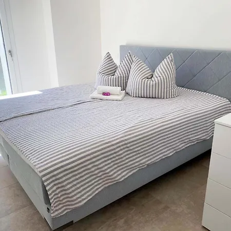 Ariano Изола Альбарелла